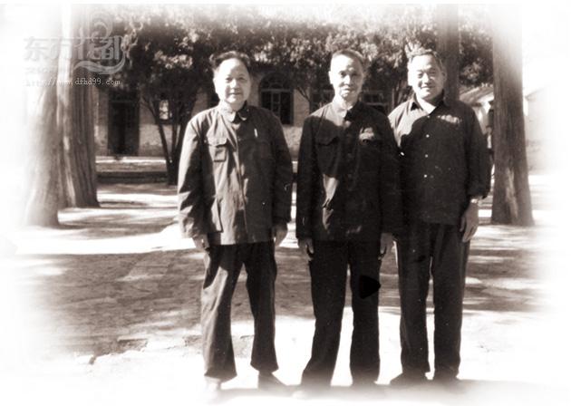 忆往昔峥嵘岁月稠